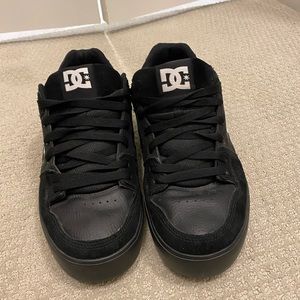 Really good shape, only worn a handful of times. Size 11.